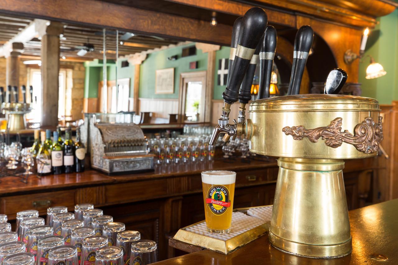 Commerce Street Brewery Hotel Mineral Point Dış mekan fotoğraf